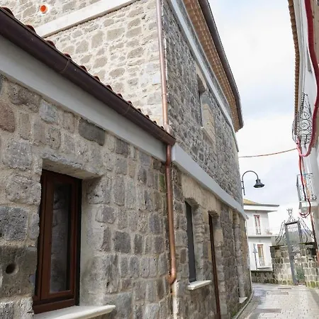 La Dimora Di Euterpe Bed & Breakfast *