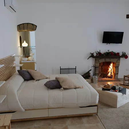 La Dimora Di Euterpe Alojamento de Acomodação e Pequeno-almoço 3*