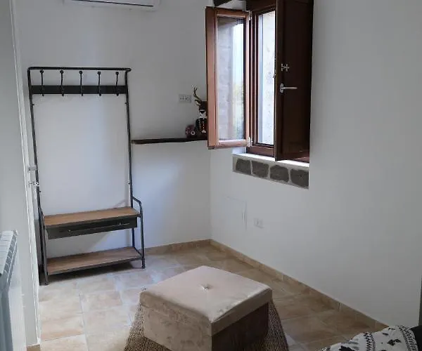 La Dimora Di Euterpe Bed & Breakfast